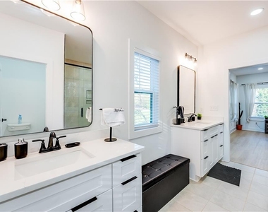 1239 Plaza Avenue Sw - Photo Thumbnail 26