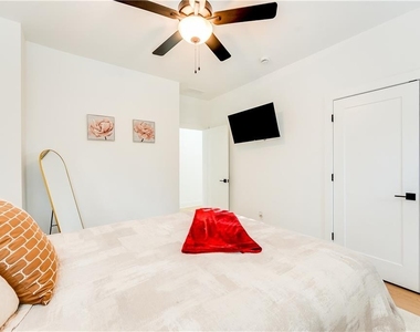 1239 Plaza Avenue Sw - Photo Thumbnail 17