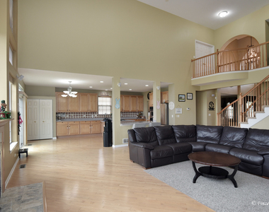 6625 Majestic Way - Photo Thumbnail 5
