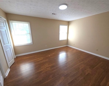 2378 Cove Road - Photo Thumbnail 10