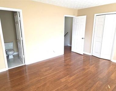 2378 Cove Road - Photo Thumbnail 11