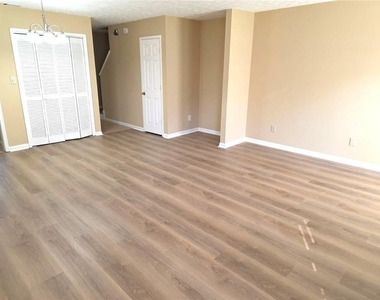 2378 Cove Road - Photo Thumbnail 5