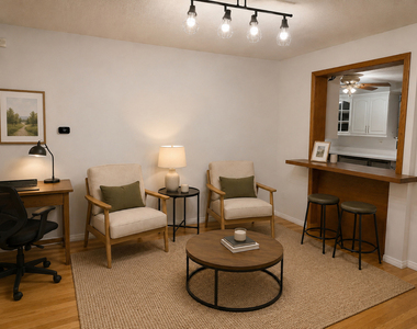 10008 W Medill Avenue - Photo Thumbnail 2
