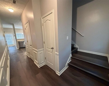6671 Evans Trace - Photo Thumbnail 1