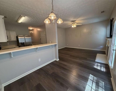 6671 Evans Trace - Photo Thumbnail 7