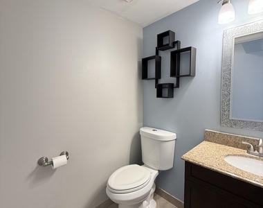 2023 Raleigh Place - Photo Thumbnail 5