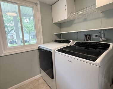 2023 Raleigh Place - Photo Thumbnail 4
