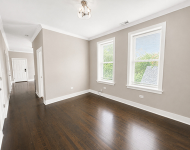 5409 S Winchester Avenue - Photo Thumbnail 4