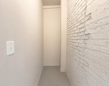 5409 S Winchester Avenue - Photo Thumbnail 11