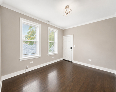 5409 S Winchester Avenue - Photo Thumbnail 3