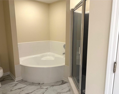 3636 Habersham Road Nw - Photo Thumbnail 9