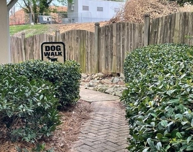 3636 Habersham Road Nw - Photo Thumbnail 23