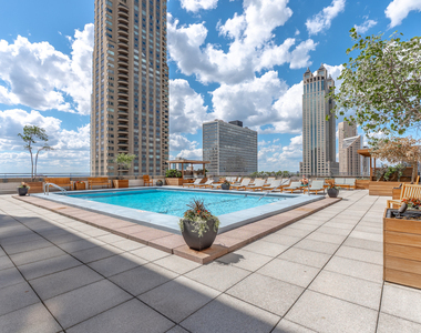 777 N Michigan Avenue - Photo Thumbnail 19