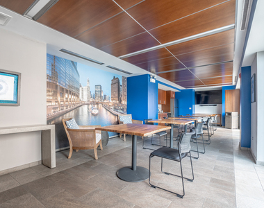 777 N Michigan Avenue - Photo Thumbnail 18