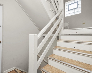 309 Sherman Avenue - Photo Thumbnail 14