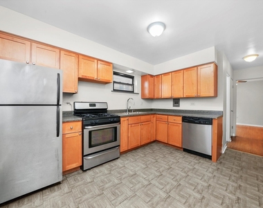 309 Sherman Avenue - Photo Thumbnail 10