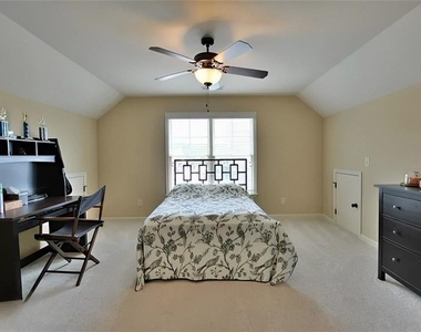 8455 Village School Drive - Photo Thumbnail 18