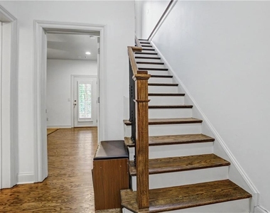 2500 Skyland Drive Ne - Photo Thumbnail 8