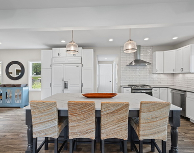 40913 N Park Avenue - Photo Thumbnail 8