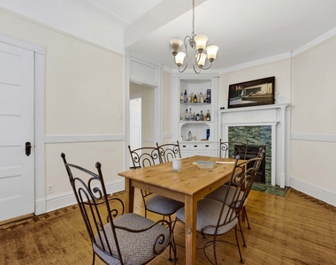 2522 N Burling Street - Photo Thumbnail 4