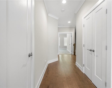 154 Bellehaven Drive - Photo Thumbnail 18