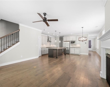 154 Bellehaven Drive - Photo Thumbnail 9