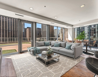 240 E Illinois Street - Photo Thumbnail 4
