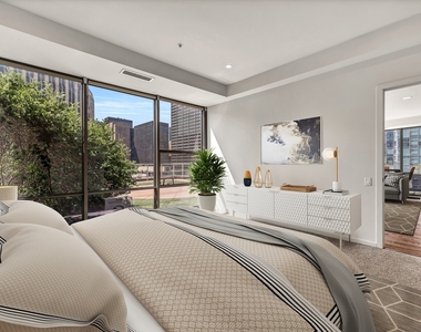 240 E Illinois Street - Photo Thumbnail 14