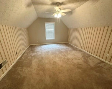 5647 Tattersall Terrace - Photo Thumbnail 15