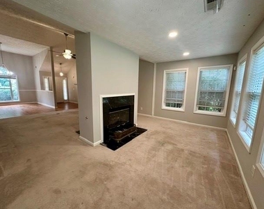 5647 Tattersall Terrace - Photo Thumbnail 6