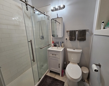 1415 W Erie Street - Photo Thumbnail 10