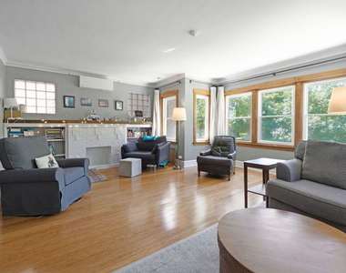 2924 W Giddings Street - Photo Thumbnail 1