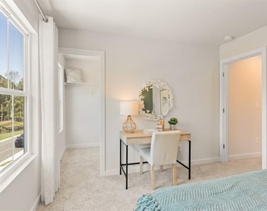 1722 Harper Lily Lane - Photo Thumbnail 4