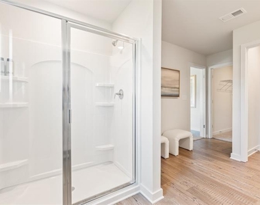 1722 Harper Lily Lane - Photo Thumbnail 21