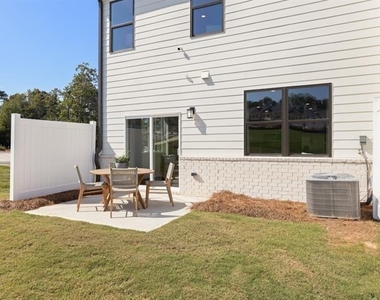 1722 Harper Lily Lane - Photo Thumbnail 24