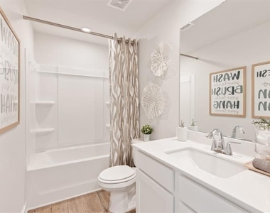 1722 Harper Lily Lane - Photo Thumbnail 8