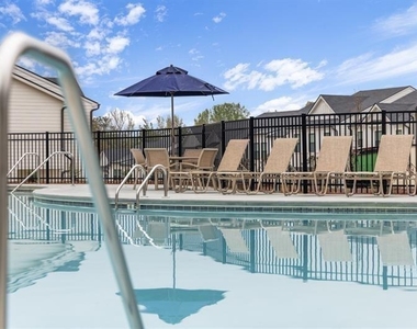 1722 Harper Lily Lane - Photo Thumbnail 29