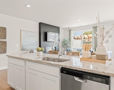 1722 Harper Lily Lane - Photo Thumbnail 11