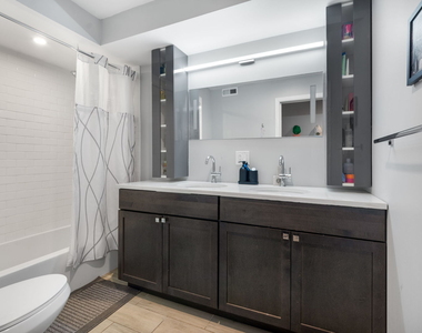 1135 W Farwell Avenue - Photo Thumbnail 16