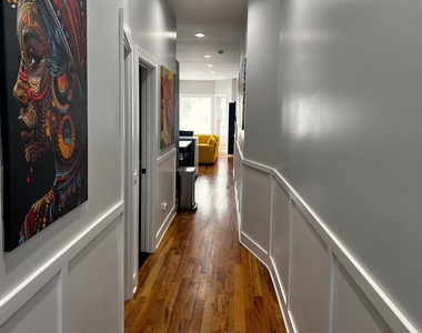 6613 S Langley Avenue - Photo Thumbnail 6
