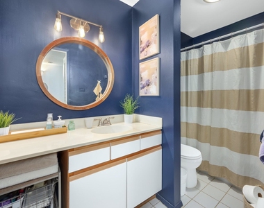 6109 Knoll Wood Road - Photo Thumbnail 15