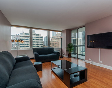 30 E Elm Street - Photo Thumbnail 2