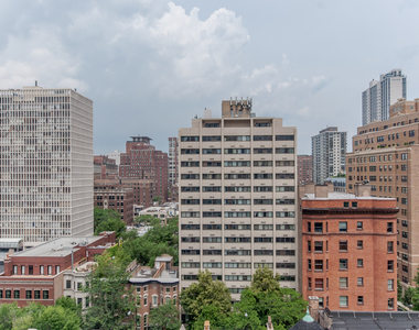 30 E Elm Street - Photo Thumbnail 10