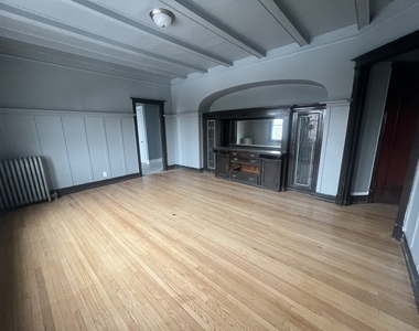 4958 S Michigan Avenue - Photo Thumbnail 18