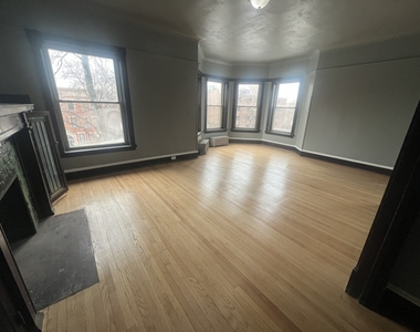 4958 S Michigan Avenue - Photo Thumbnail 11