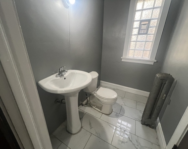 4958 S Michigan Avenue - Photo Thumbnail 10