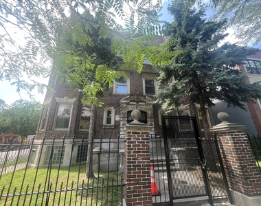 4958 S Michigan Avenue - Photo Thumbnail 1