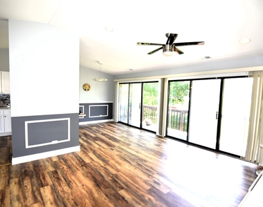 1285 Bamburg Court - Photo Thumbnail 15