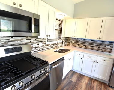 1285 Bamburg Court - Photo Thumbnail 4