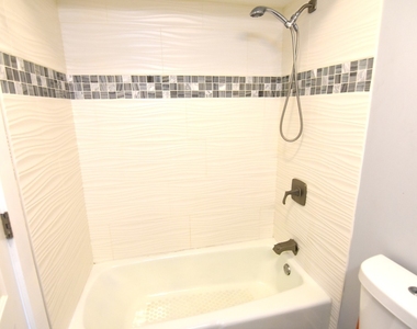 1285 Bamburg Court - Photo Thumbnail 23